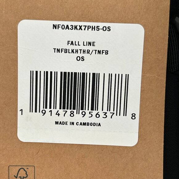 NWT The North Face Fall Line Backpack 28L Black Durable Hiking Travel Laptop OS - Picture 3 of 15